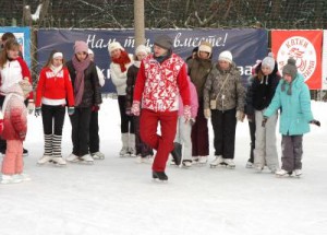 Школы фигурного катания и хоккея зимой откроют в 12 столичных парках