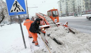 Коммунальные службы Нагорного района ликвидируют последствия снегопада  круглосуточно