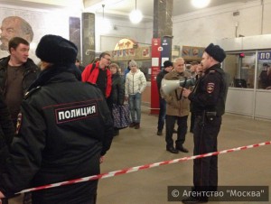 Московское метро усилит меры безопасности в связи с митингом-концертом на Красной площади