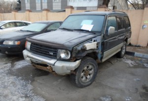 Мероприятия по выявлению брошенных авто регулярного проводятся в Нагорном районе
