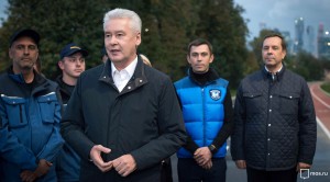 Сергей Собянин осмотрел итоги благоустройства Лужнецкой набережной в Москве