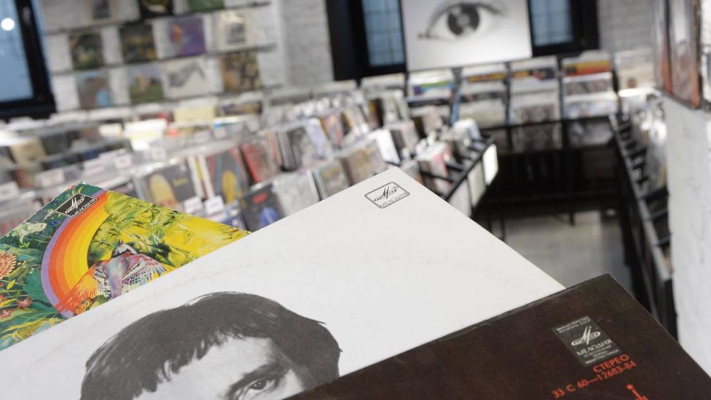 «Русский джаз на виниле»: в ДК «Нагорный» открыли выставку. Фото: Пелагия Замятина, «Вечерняя Москва»