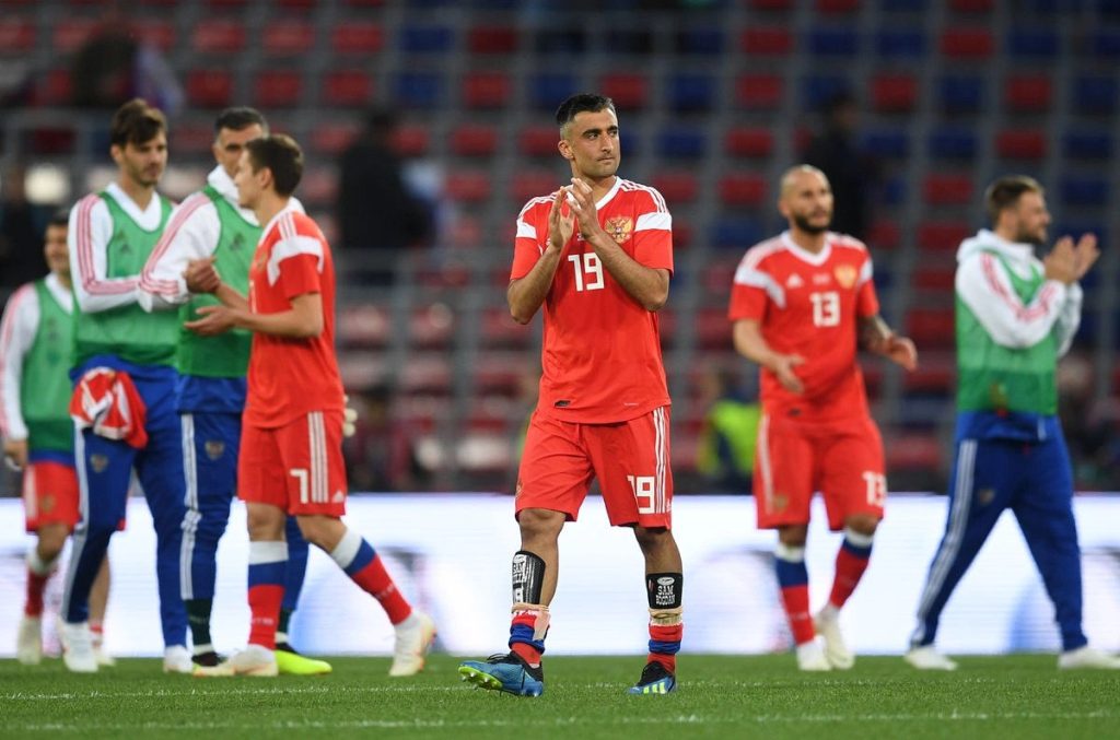 Легендарный Александр Самедов примет участие в мастер-классе для юных футболистов. Фото: Департамент спорта г. Москвы