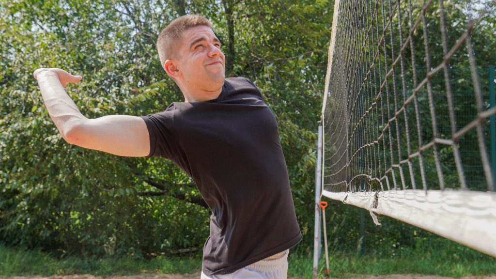 Жителей района пригласили на тренировки по волейболу. Фото: Ксения Догонашева, «Вечерняя Москва»