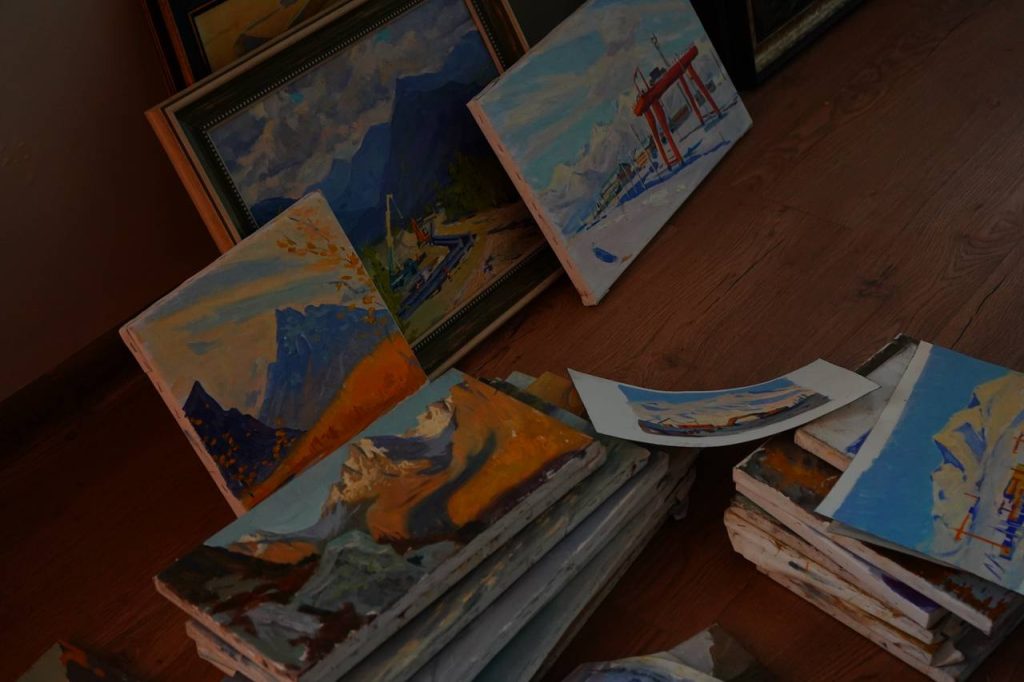 Жителей города пригласили на открытие выставки в галерею «Нагорная». Фото: Анна Быкова, «Вечерняя Москва»