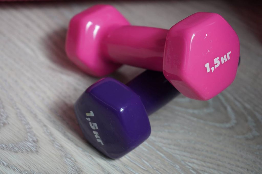 Жители района Нагорный смогут посетить тренировку по растяжке в РЦ «Ангара». Фото: Анна Быкова, «Вечерняя Москва»