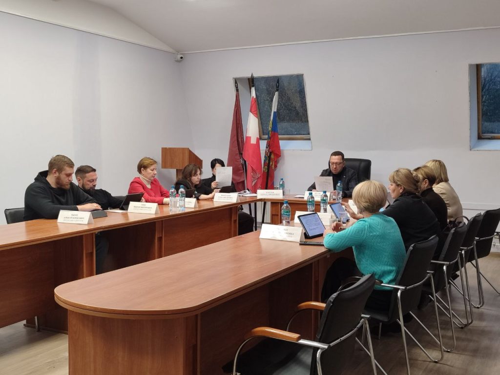 Состоялось заседание Совета депутатов муниципального округа Нагорный. Фото: Полина Титкова, «Вечерняя Москва»