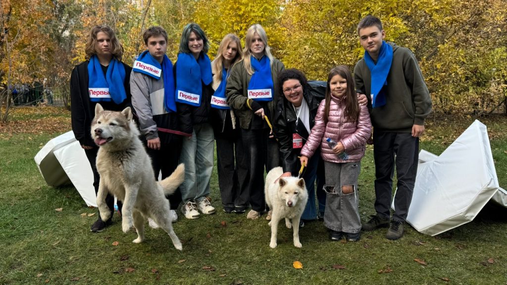 Региональный туристский слет посетили ученики школы №1580. Фото: официальная страница Бауманской инженерной школы в социальных сетях