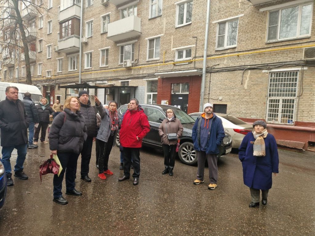 Депутат Татьяна Филиппова примет участие в плановом обходе территории Нагорного района. Фото: официальная страница управы Нагорного района в социальных сетях