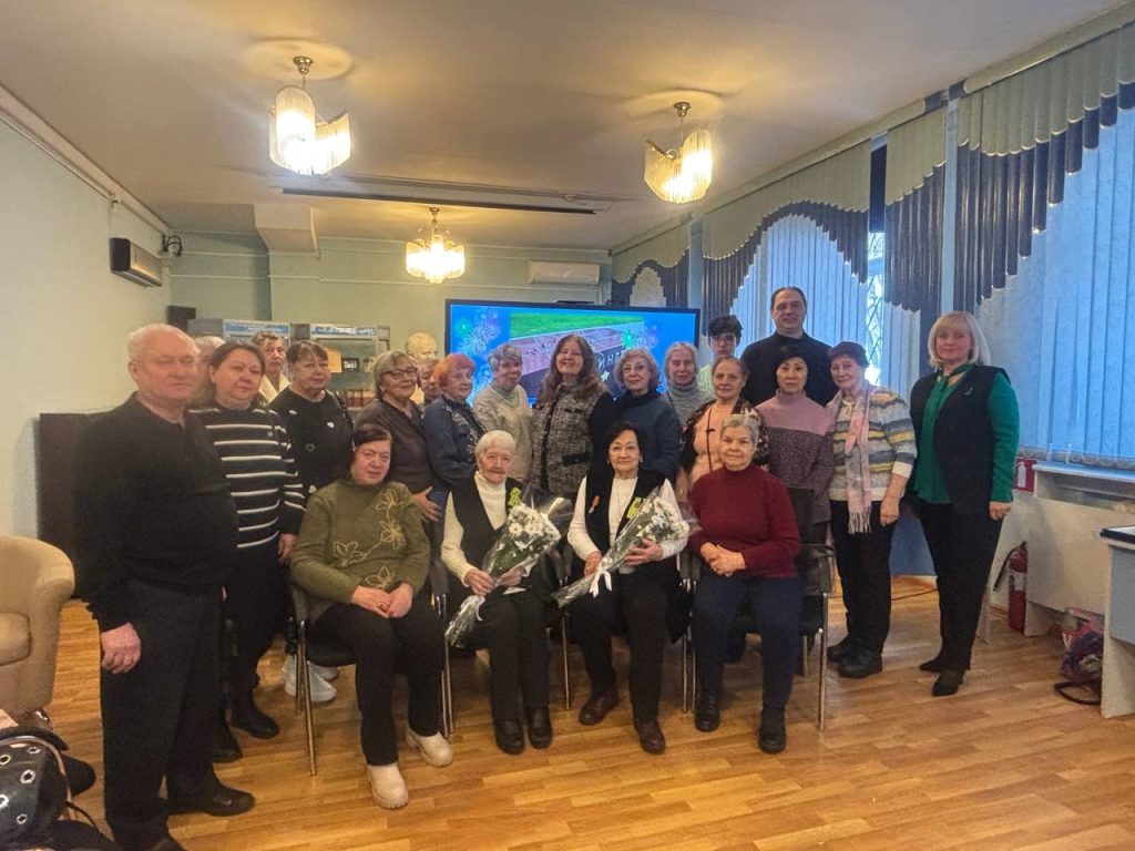 Память жертв блокады Ленинграда почтили жители Нагорного. Фото: страница района Нагорный в социальных сетях