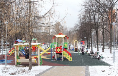 В Нагорном районе отремонтируют две детские площадки
