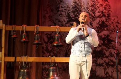 Перед жителями Нагорного района выступит певец Владимир Архангельский