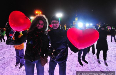 В выходные в Москве прошли празднования Дня святого Валентина