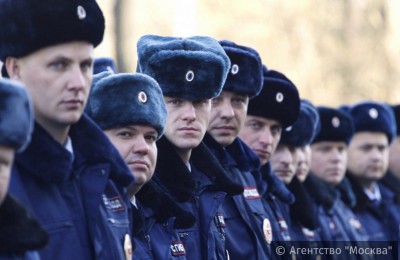 В Москве инспекторы ГИБДД поздравят женщин-водителей с 8 Марта