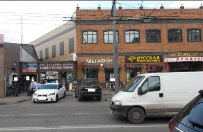 Территория Москворецкого рынка в Нагорном районе