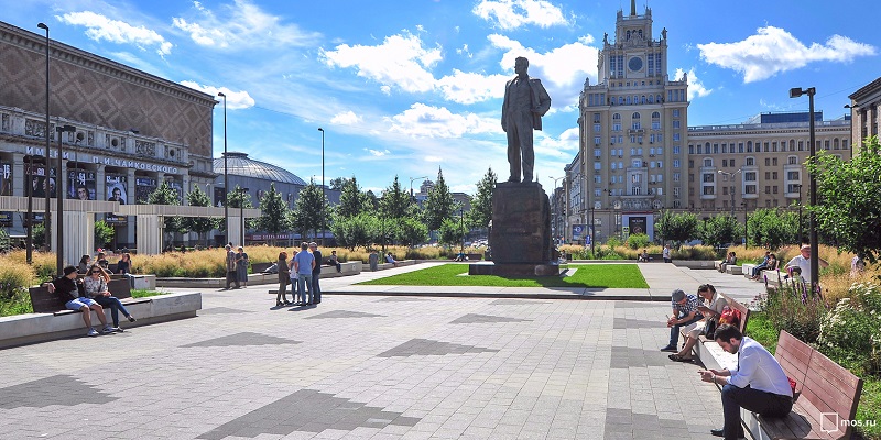 Бесплатные экскурсии по знаковым городским маршрутам приурочат к 870-летию Москвы