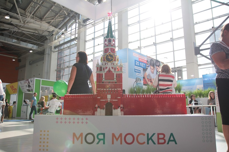 Ромашка ко дню семьи