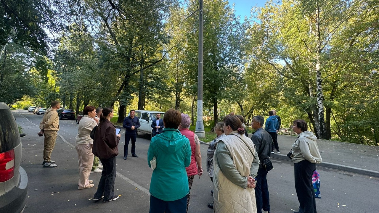 Обход территории района Нагорный провел глава управы. Фото: официальная страница управы района Нагорный в социальных сетях