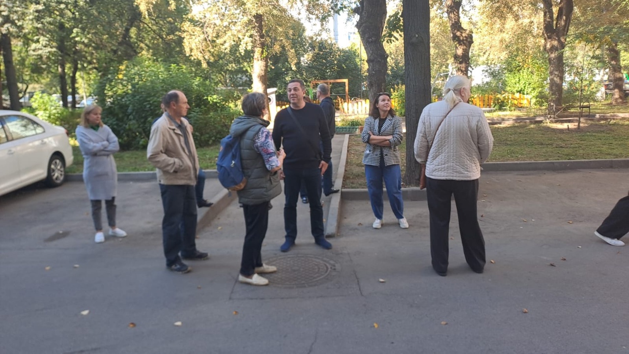 Плановый обход территории провели в Нагорном. Фото: страница управы района Нагорный в социальных сетях