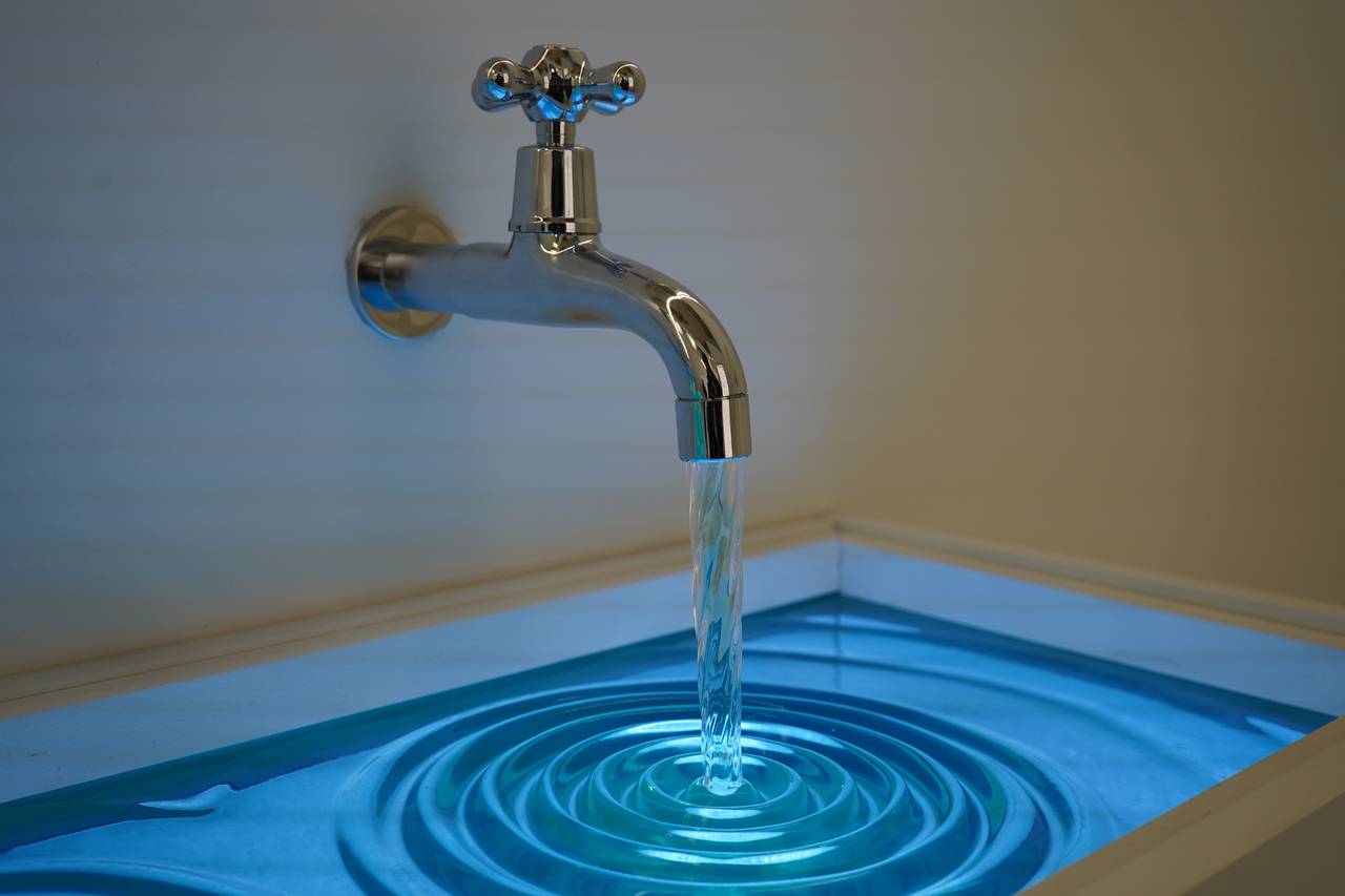 Десятиклассники школы №1580 узнали об устройстве системы водоснабжения города. Фото: Анна Быкова, «Вечерняя Москва»