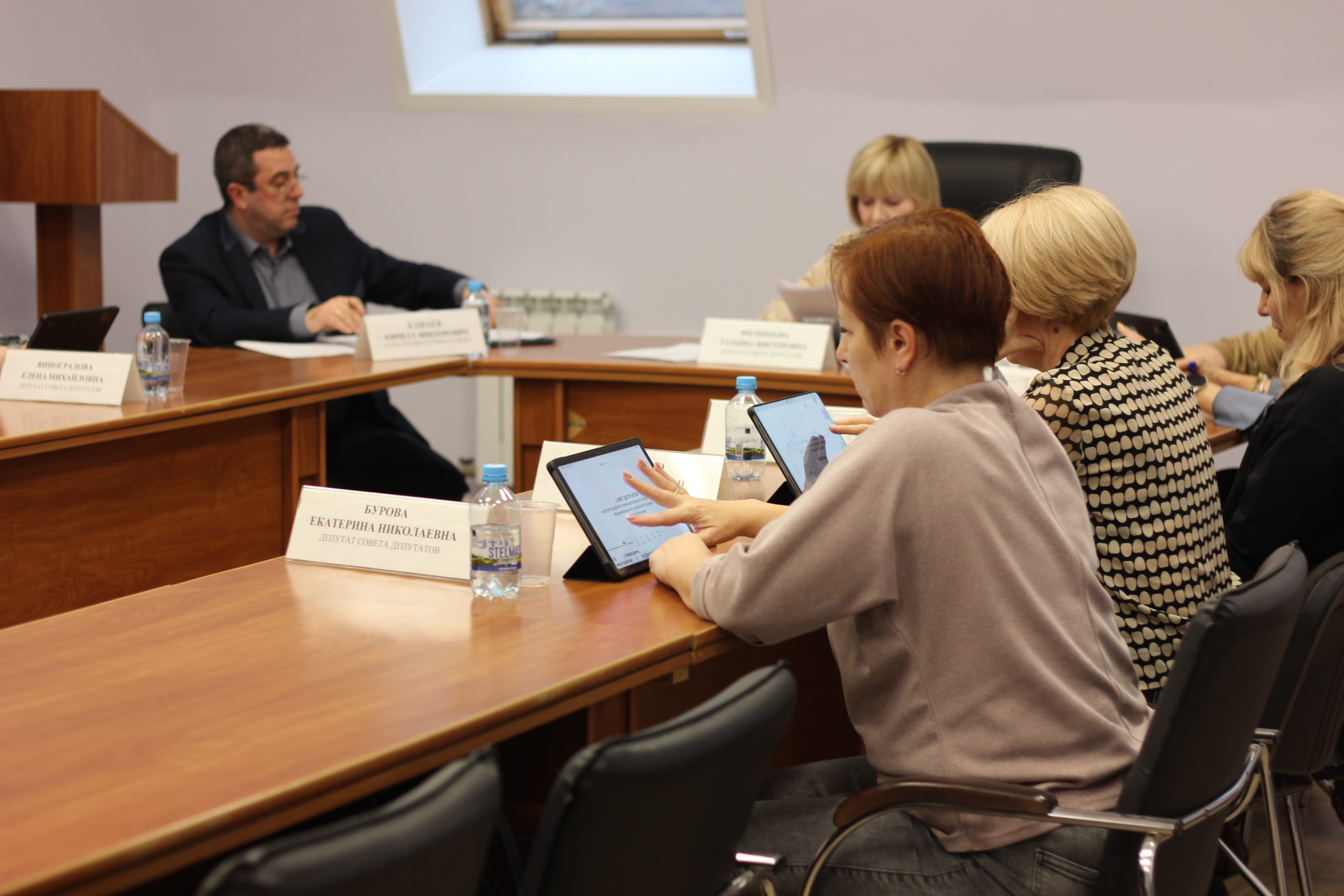 Совет депутатов муниципального округа Нагорный утвердил план мероприятий на 2026 год. Фото: Полина Титкова, «Вечерняя Москва»