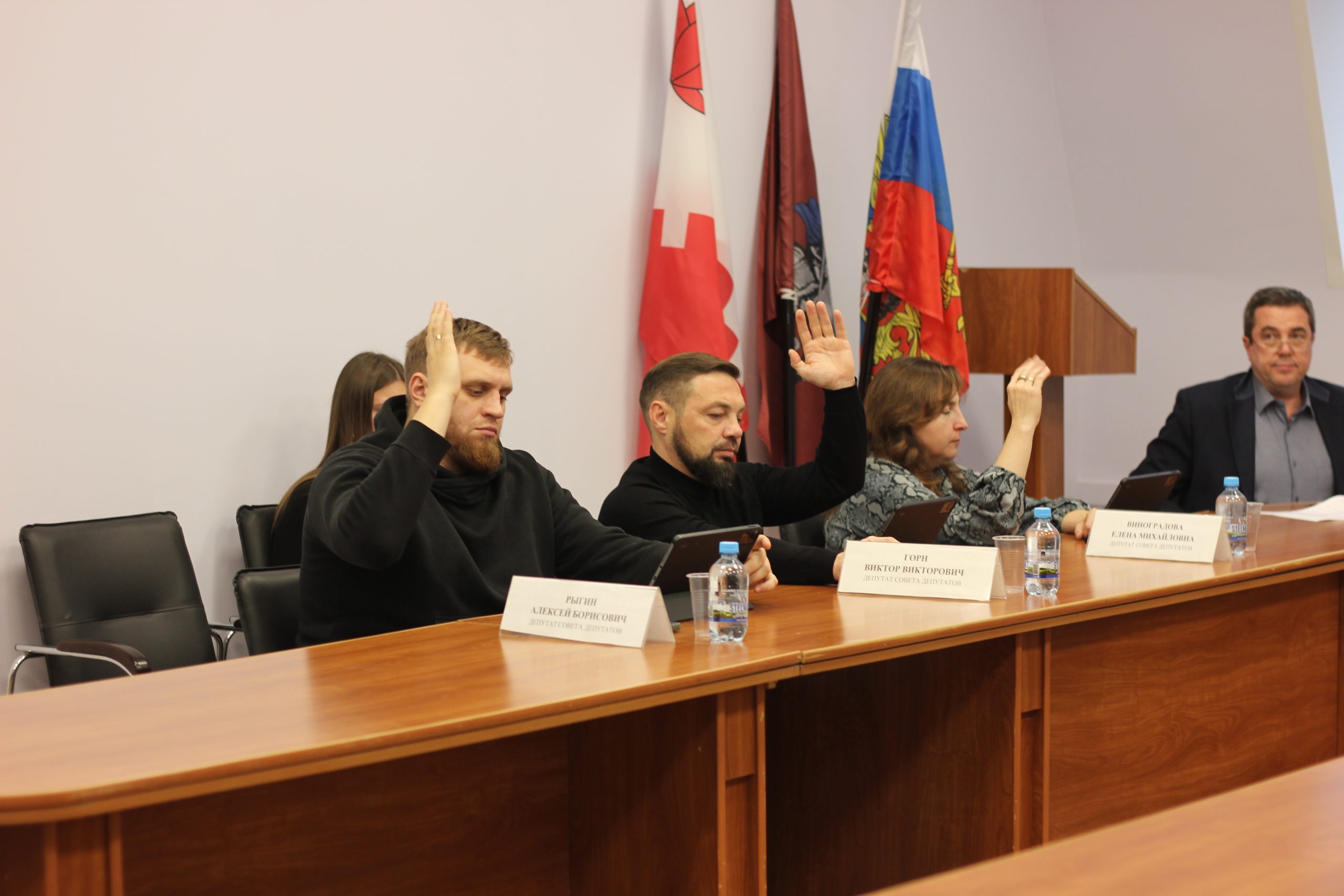 Депутаты МО Нагорный приняли стратегический план профилактики экстремизма. Фото: Полина Титкова, «Вечерняя Москва» 