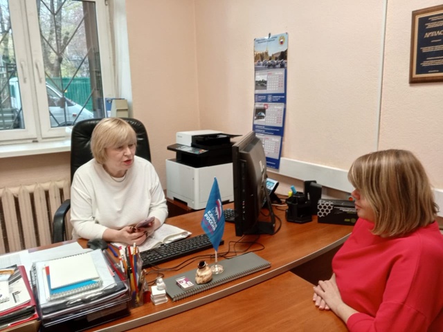 Татьяна Филиппова провела прием жительницы Нагорного района по вопросам ЖКХ. Фото: официальная страница Татьяны Филипповой в социальных сетях