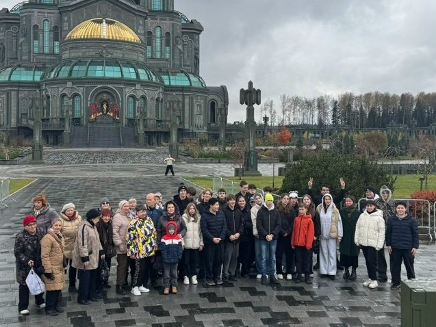 День призывника отметили в муниципальном округе Нагорный. Фото: официальная страница Аппарата СД МО Нагорный в социальных сетях