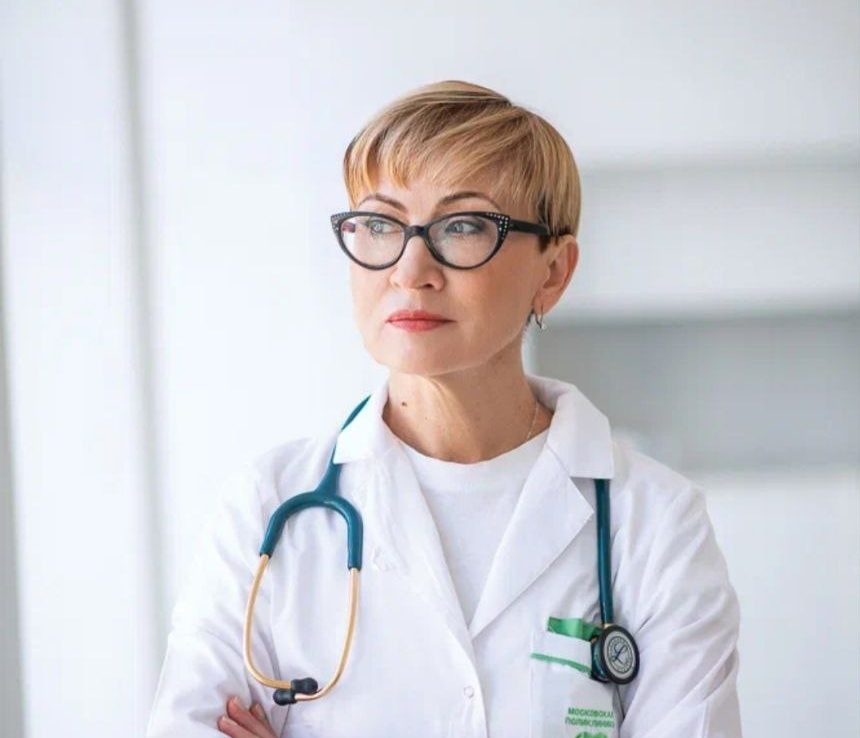 Депутат Юлия Новикова поздравила жительниц Нагорного с Днем матери. Фото: Telegram-канал Юлии Новиковой